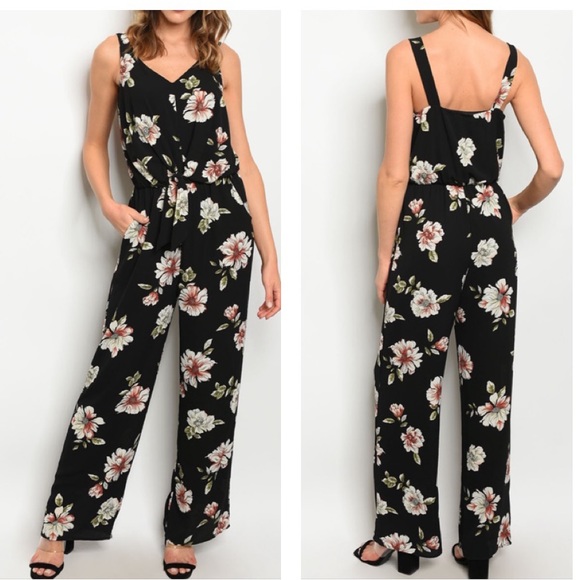 The Ivory Elephant Pants - 🔥SALE	🔥 Black floral jumpsuit pockets